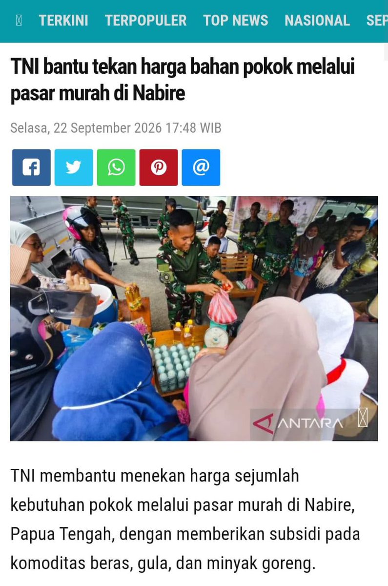 akimototsubas's tweet photo. Saat para petani di daerah terpencil kesulitan mengolah sawah, prajurit TNI hadir menolong membajak, menanam benih, hingga menuai.
Nyata Langsung Dirasakan https://t.co/9oet4YpMW3