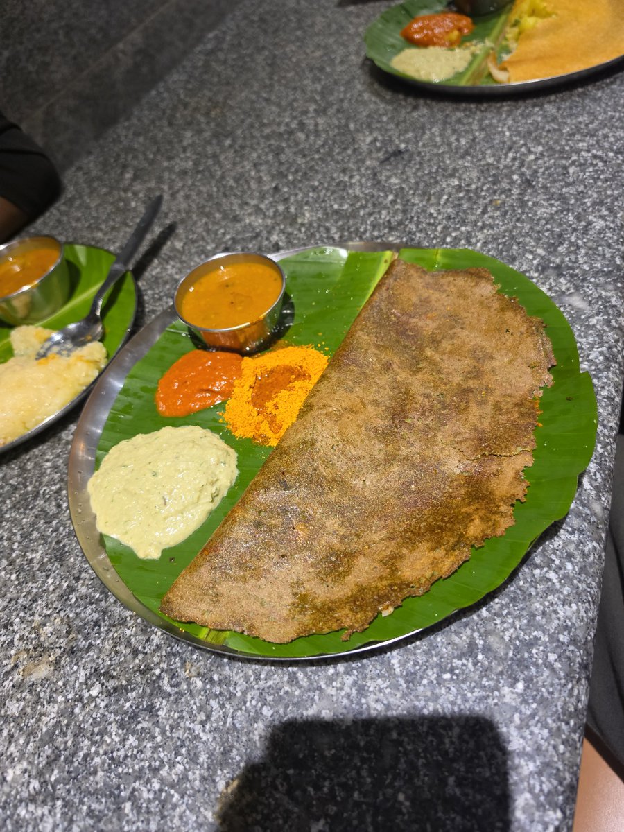 underdogbuilder's tweet photo. @Arushi_said Nirantaram coffee house in south😍🥰

I love it. https://t.co/sXNsb4iLoF