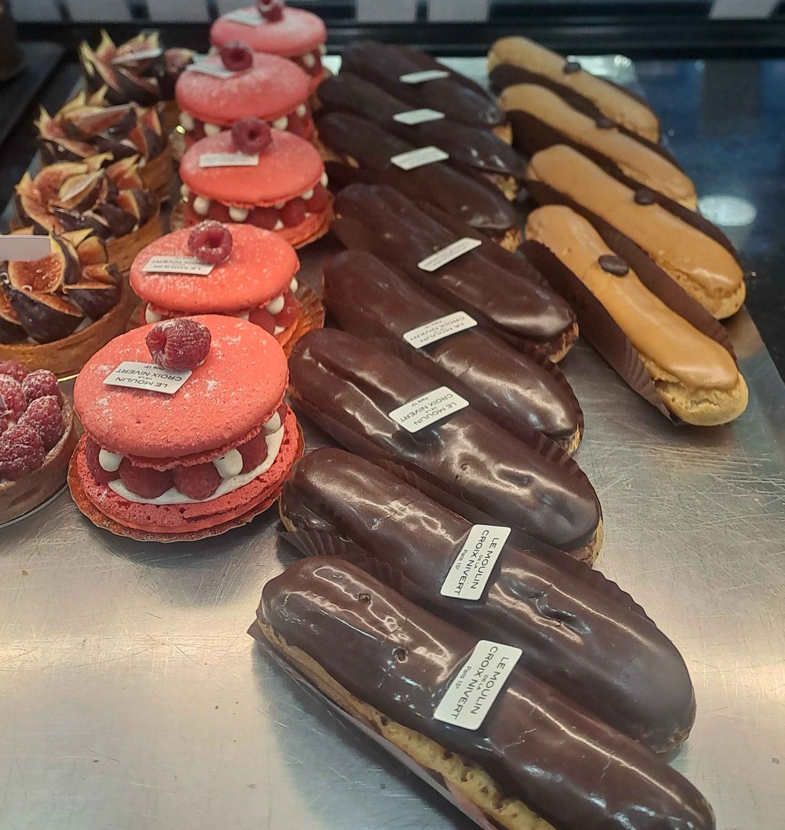 Majinladydragon's tweet photo. Good morning from Paris ☀️🇫🇷🥐
A little taste of Parisian sweetness to start the day. 🍰✨
Have a beautiful and delicious day! ❤️
#GoodMorning #Paris #ParisianPastry #FrenchPastry #Patisserie #FrenchPatisserie #ParisFood #ParisianLife #SweetMorning #DessertLover #FoodPhotography #PastryLover #GoodDay #BonjourParis #ParisFrance #MajinLadydragonne