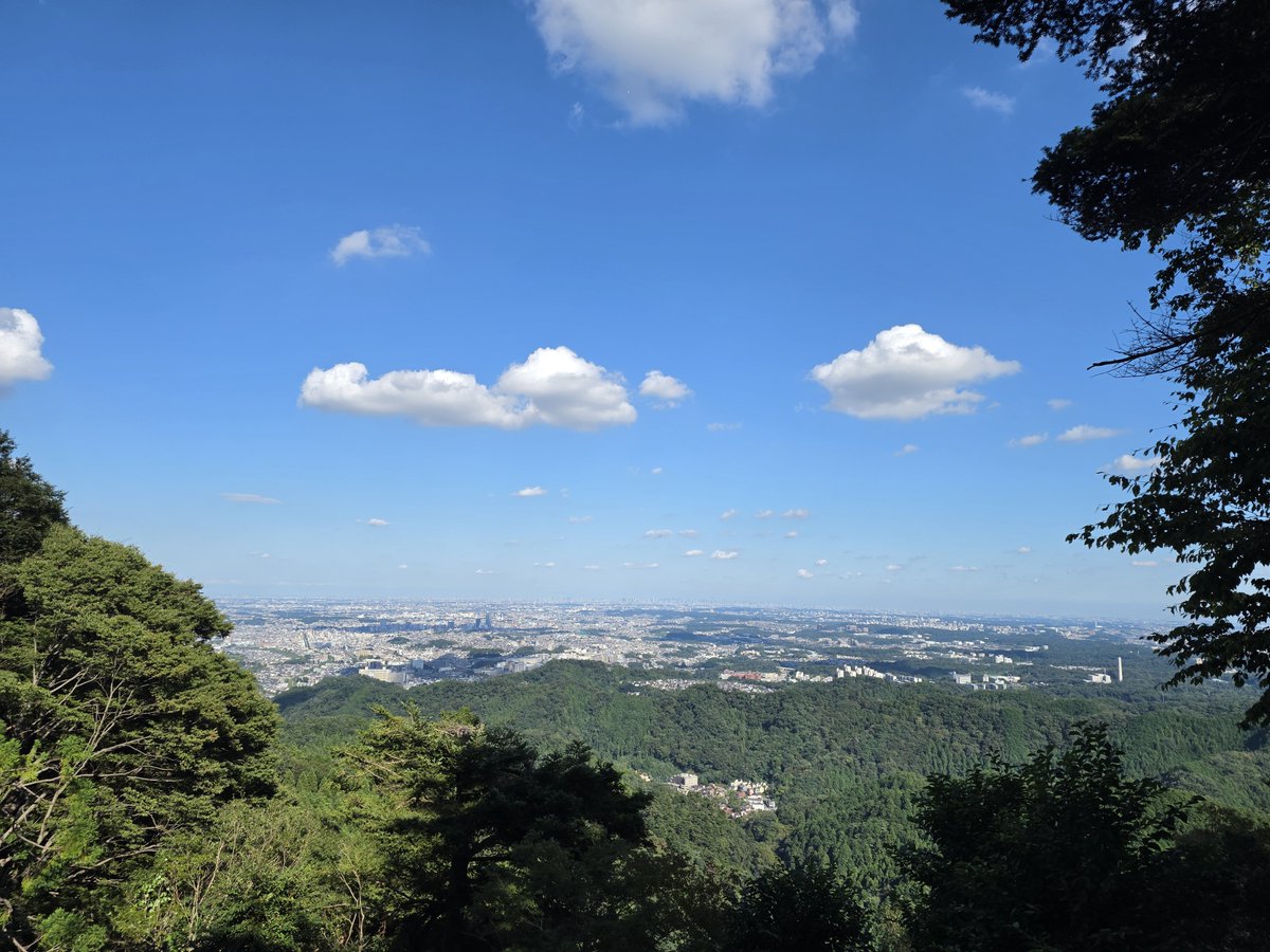 MayaSunsun's tweet photo. 久しぶりの晴れ
久しぶりの高尾山

#高尾山 https://t.co/9T6Pe4ls3U