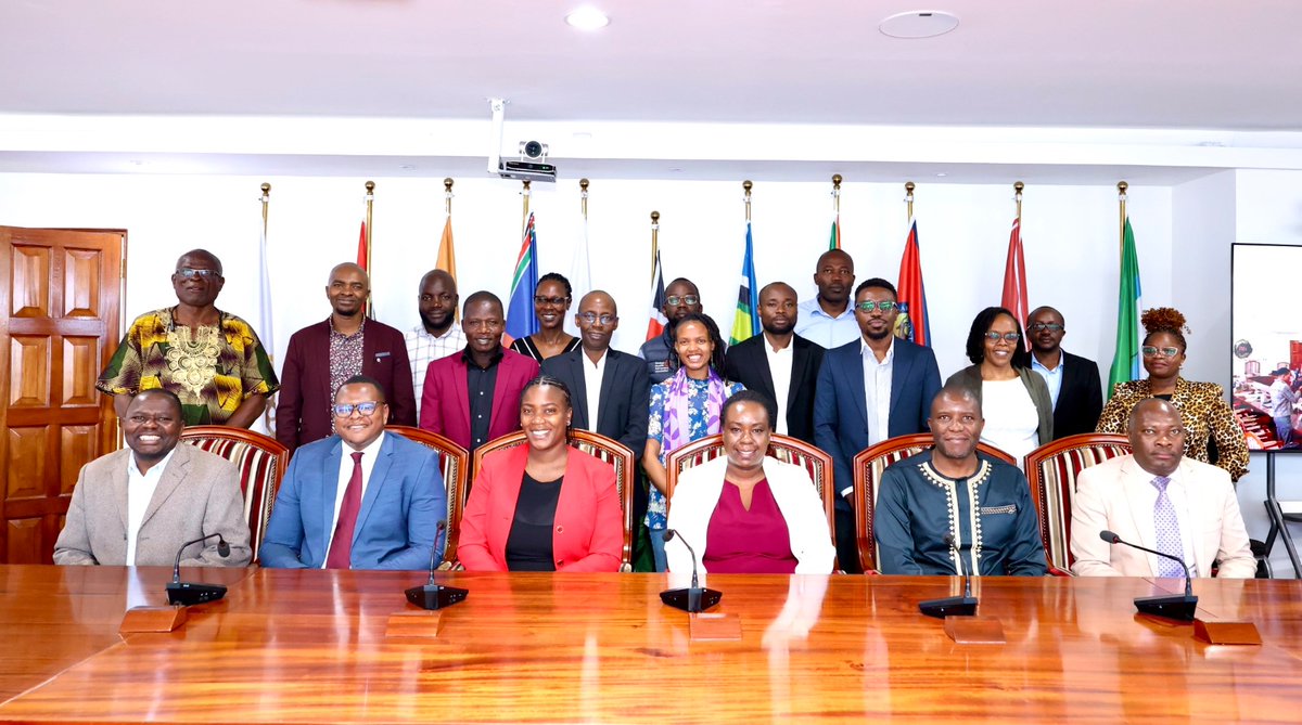 Trans4mHealthKe's tweet photo. 🧵 Our Model County Digital Health Implementation Roadmap just moved from concept to work. The consultant we announced hiring in August is now under contract — this week we and HENNET held the inception meeting with the Council of Governors to confirm scope and methodology. 1/3 https://t.co/hkMjtSNnvs