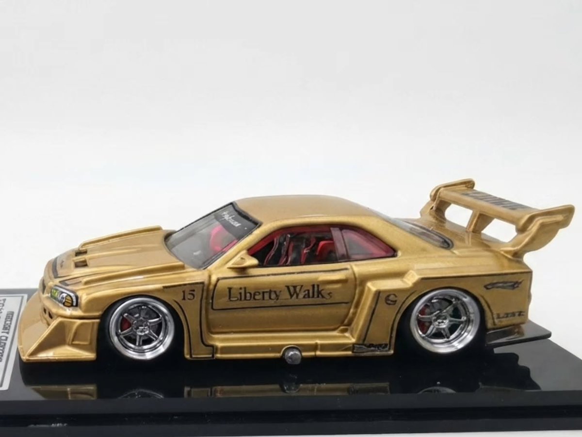 98885656's tweet photo. DIECAST CUSTOM BY DITYA SQUARE PROJECT. 1 OF 1. https://t.co/vSfyDabYaV
