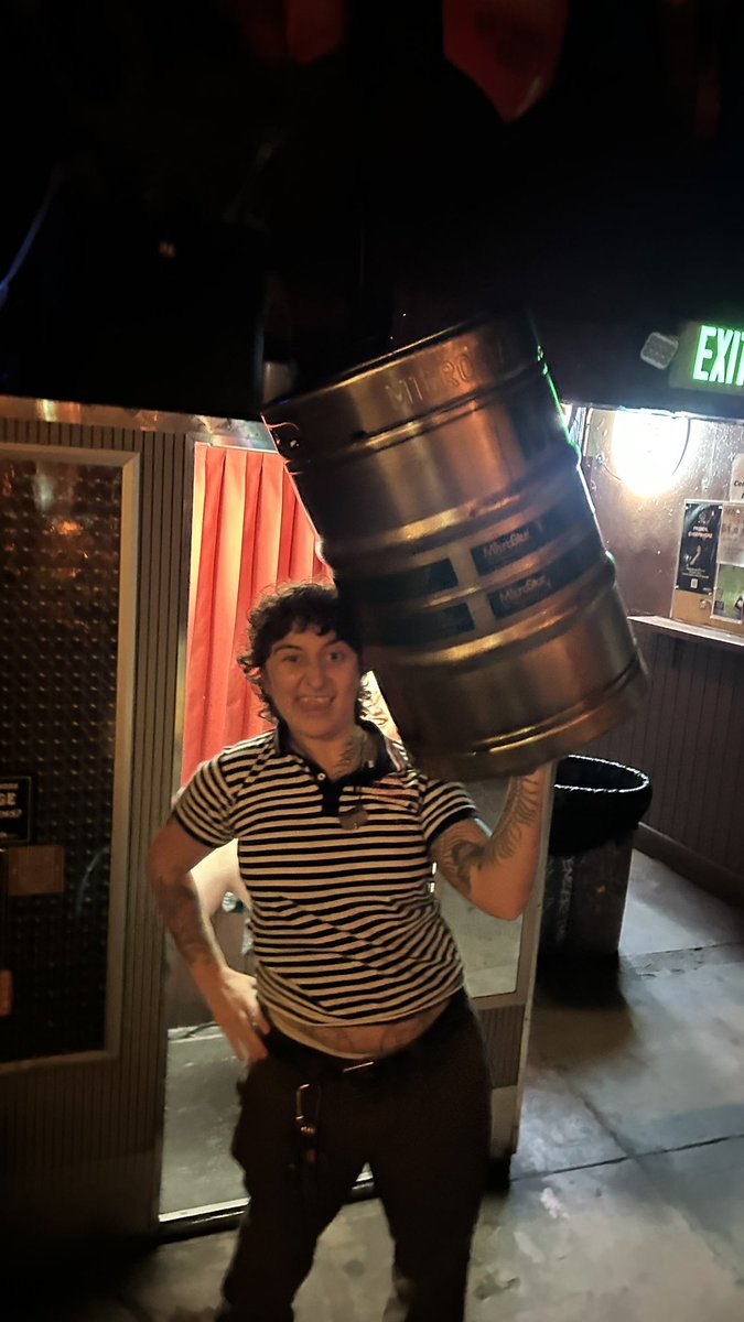 butchbaybee's tweet photo. butch cuts their hair now they can carry a keg https://t.co/UHZH4G5Ct2