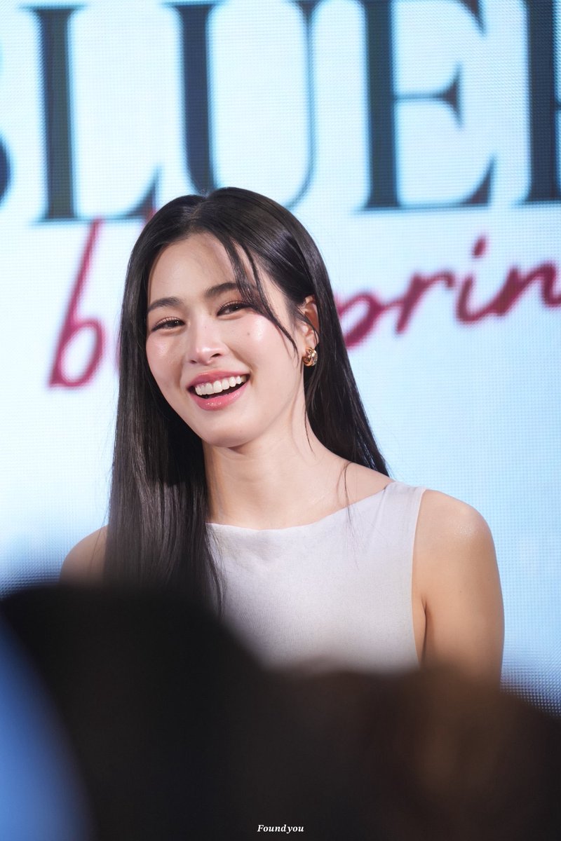 Lililing_Kwong's tweet photo. @lingling_fans @linglingsirilak รักรอยยิ้มพี่หลิงง

LO THE TOUCH BLUEPRINT
#TheTouchBluePrintxLingOrm 
@linglingsirilak https://t.co/Wzp5Rq7kxd