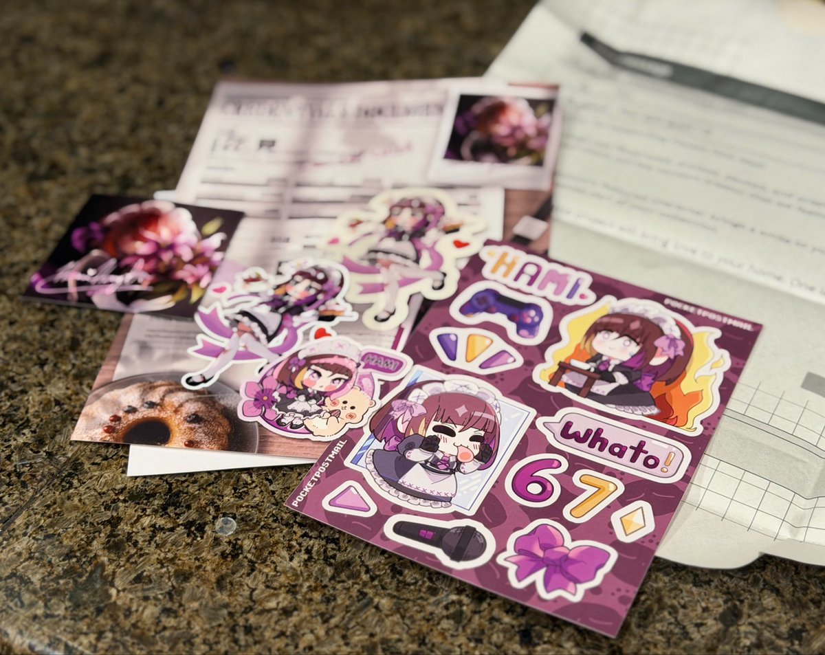 Nyx_Nibbles's tweet photo. My #PocketPostMail order arrived today from @Art_Izyly ! The package this month featured @ThisisnotHami ! I can definitely tell there was a lot care and work that went into making this! It’s so adorable! And very high quality <3 https://t.co/PvX6AhOjpe