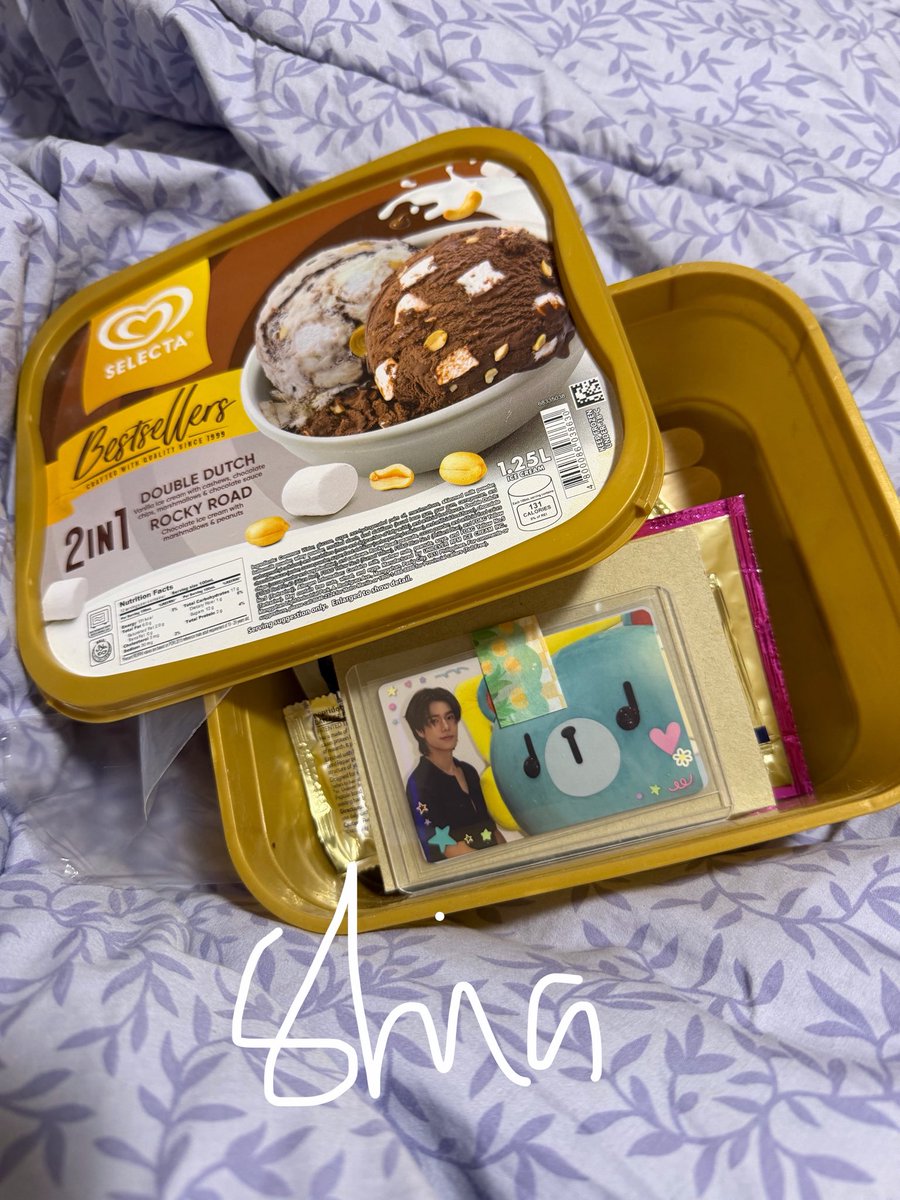 heeshia's tweet photo. HAHAHAHHAHA PANIS YANG TOPLOADER NIYO SA PACKING MATS NITONG TROPA KO TARANTADO KA TALAGA KAHIT ADIK SAMIN DI YAN NAISIP @skykynani https://t.co/2BDQTQCA8v