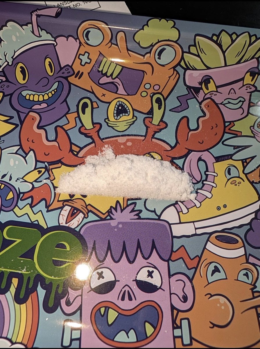 Twenty1eb1's tweet photo. Guess the powder in this photo? #drugtwt https://t.co/jOvcmSYcod