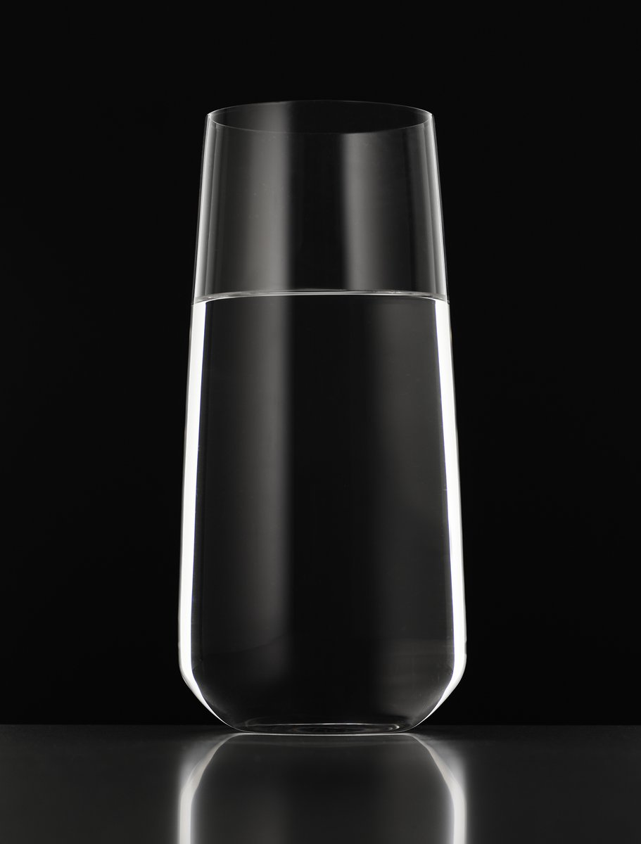 fnurmalasari80's tweet photo. Small daily habit = big health gain! Try drinking a glass of warm water on empty stomach every morning—it boosts metabolism and kickstarts your day right. ， https://t.co/oekAHbAYGt