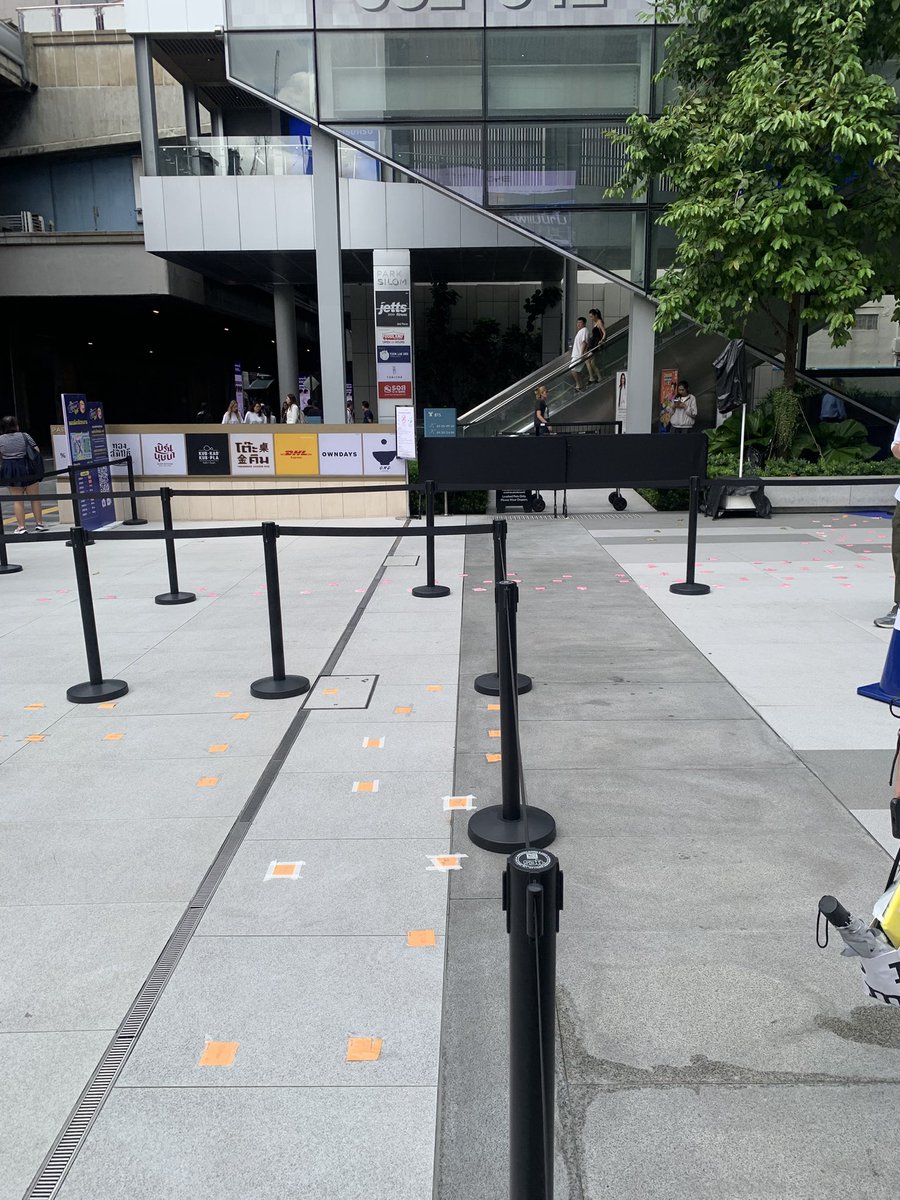 dearyouwls's tweet photo. อัพเดทค้าบ ถามพี่การ์ดมา แฟนคลับที่จะมาหลังเลิกงานกัน walk-in มาได้นะค้าบ พื้นที่เหลือเยอะมากจริง ๆ จะได้เข้ามาโซน G1 G2 คับบ มาหาพี่เอสกันเยอะ ๆ น้าา🥹

#est_rvp https://t.co/0H9zGv9oK9