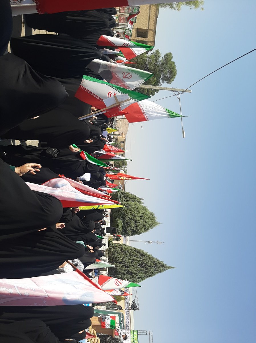 misskhand's tweet photo. همه تن به تن سر به کشتن دهیم 
به از آن است که کشور به دشمن دهیم 

#جانفدایان_کوار

#جانفدایان_فارس https://t.co/Ke9PitwWRE