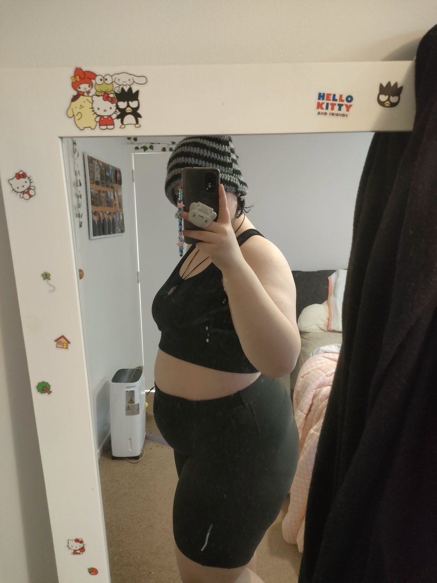 Coolrat356377's tweet photo. Heh long time no see..

So I hit 87 kilos a couple days ago

Thought I'd show the progress 

#edtwtㅤ https://t.co/gRUibxBXlz