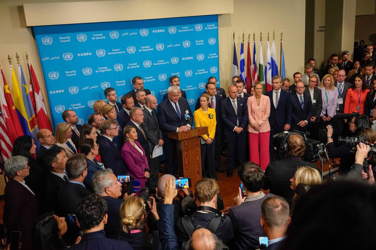 MihaiPopsoi's tweet photo. Peace in Ukraine also means security for Moldova. At the UN Security Council, I condemned Russia’s war of aggression and reaffirmed 🇲🇩’s support for Ukraine’s sovereignty and territorial integrity. We stand for a just and lasting peace based on international law. https://t.co/dKuv4ZNJXN