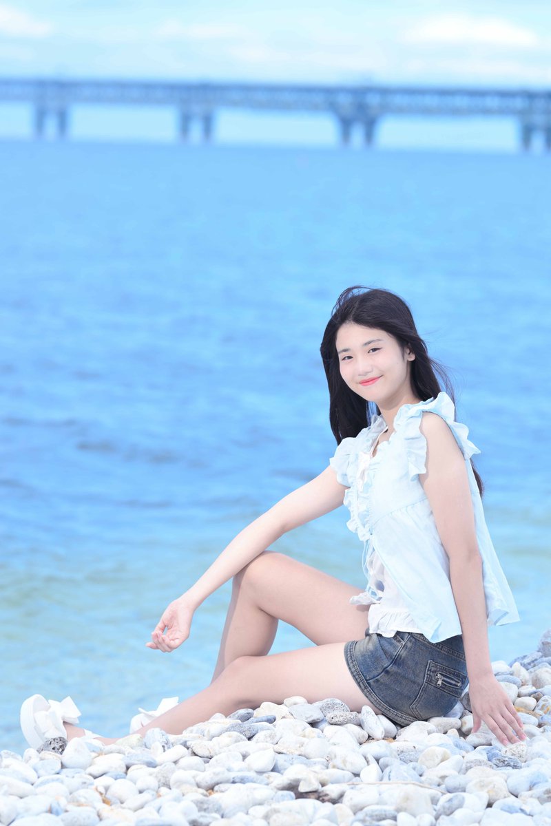 nacchishika's tweet photo. しおりん #GLUES🩵
@SHIORIakb8 #大阪モデル撮影会 #ポートレート https://t.co/QbV59pFNRF