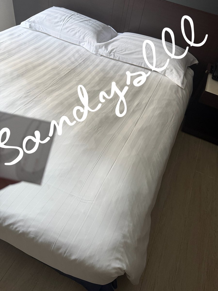 Sandyslll's tweet photo. Check in左lu🤭，約好左既單男臨時嚟唔到，重新招一位單男😌 https://t.co/jsygIwTnw4