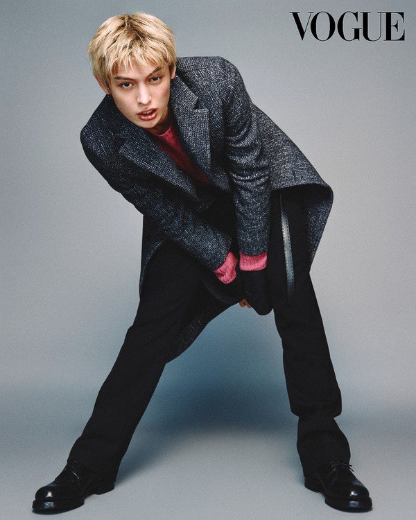zhaoyufancokr's tweet photo. #JAMES for Vogue Man Korea https://t.co/SCTBtGGiLa
