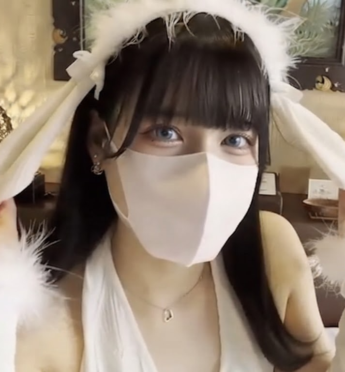 scarfxss's tweet photo. 友達の家凸したらこれで病む https://t.co/iLzCdgpE4v