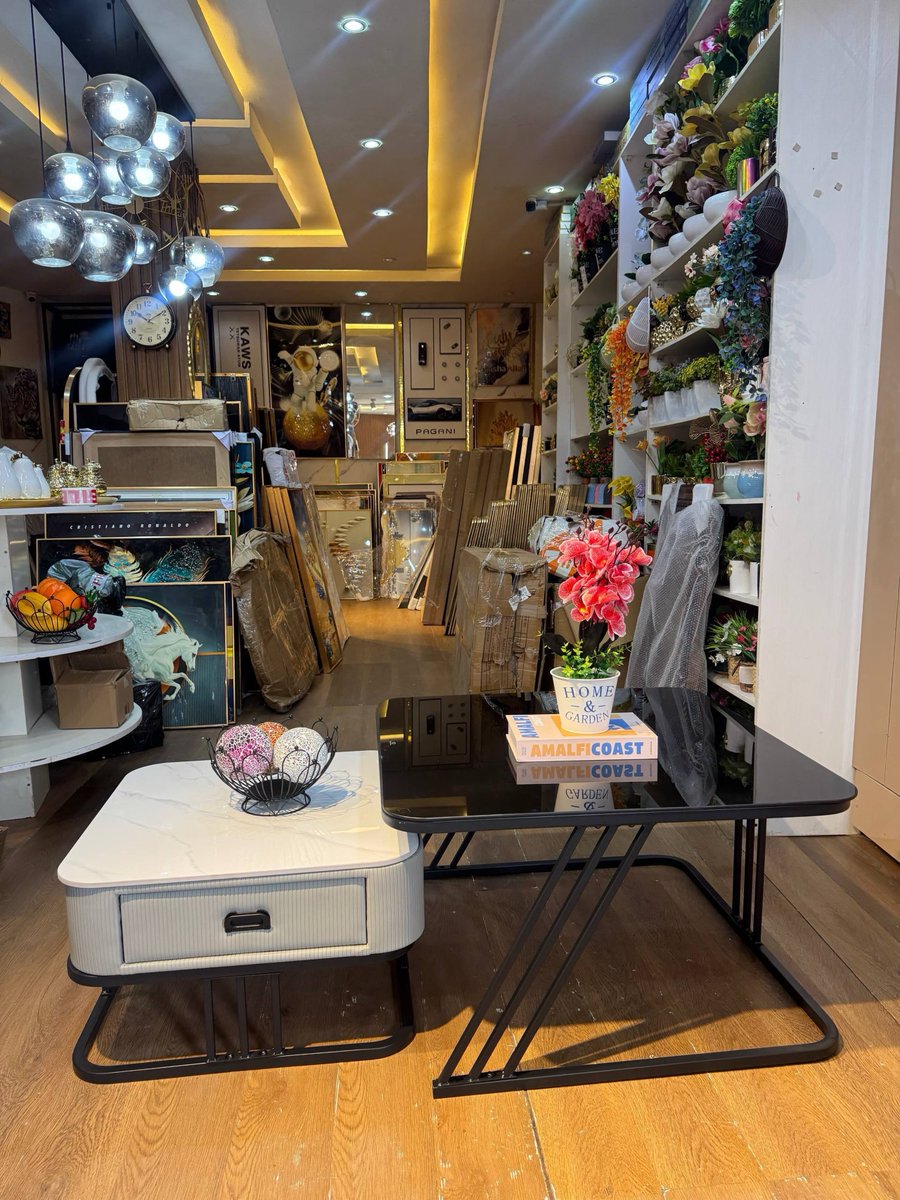 Ka_Fire's tweet photo. Luxury 2-in-1 marble center table with built-in drawers. A stylish statement piece that adds modern sophistication to any space. Price: ₦165, 000 https://t.co/mySElqceRf