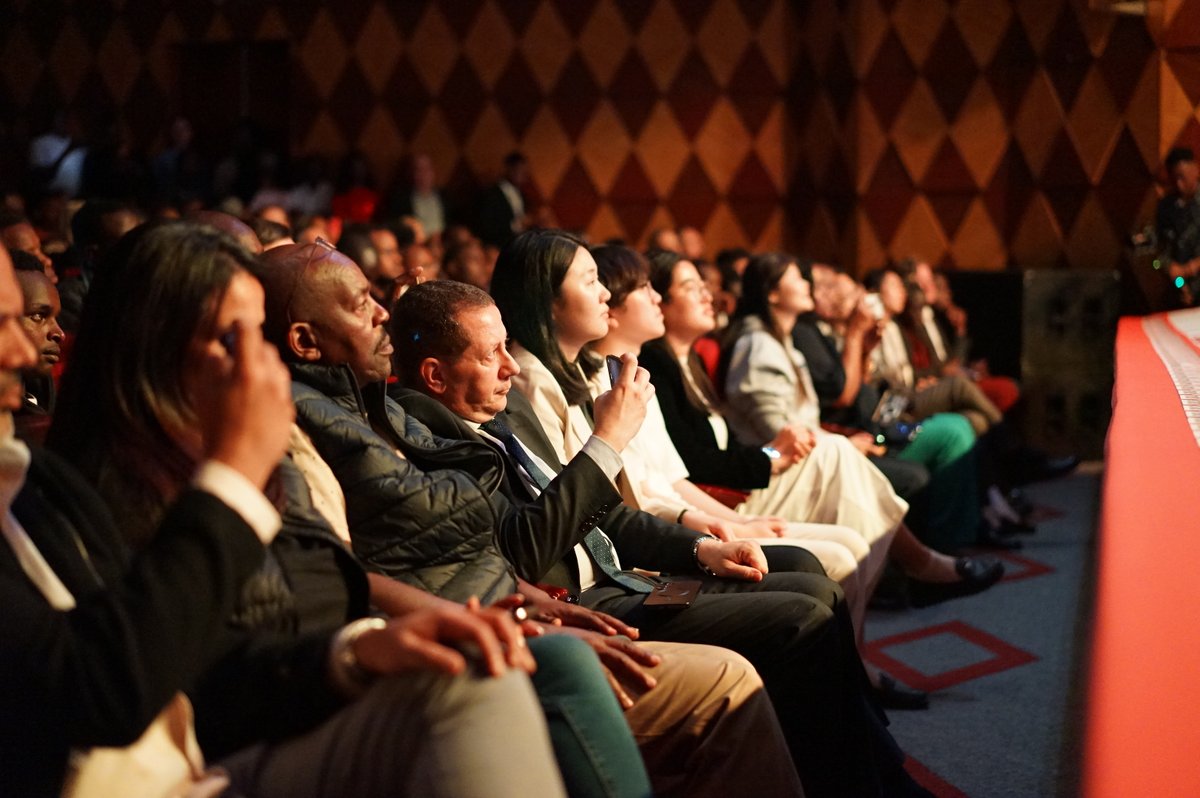 russembkenya's tweet photo. 🇷🇺🎶Russian Culture Day was held in Nairobi!
@CultureCentreKE hosted a concert by Folk Ensemble “Russia”.
Russian folk music concert brought Russian songs, music and traditions to a full house, strengthening bilateral cultural and humanitarian ties.
More: https://t.co/Wex7GGrqMr https://t.co/wCifmHDtKm