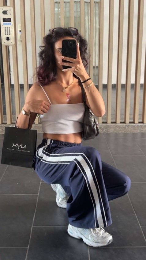DaarKMill's tweet photo. Ah oui achat de 13€ Nyx à rembourser.
Je rentre et je serais dispo pour des cams https://t.co/oMieu6egDH