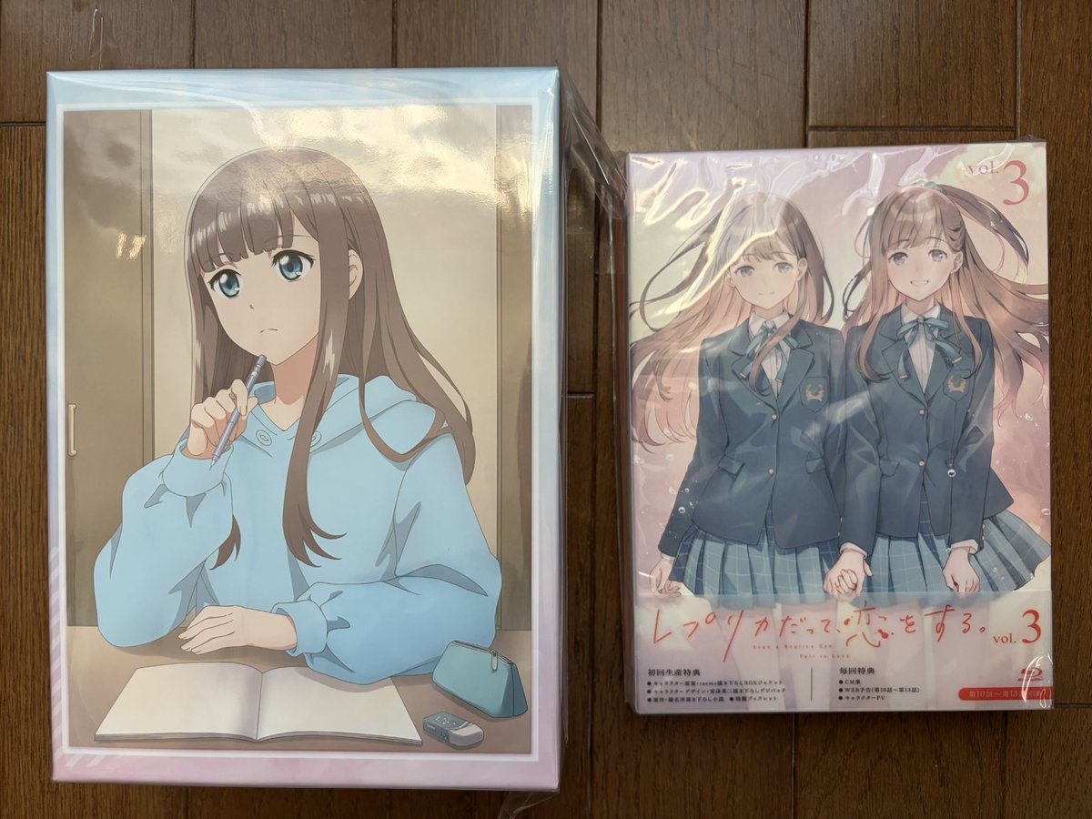 ben_manga's tweet photo. レプリコブルーレイ3巻が届きました。
ソフマップ全巻購入特典の収納ボックス付き。ボックスはナオじゃなくて素直なんですね。
#レプリコ https://t.co/CnadmBKq1q
