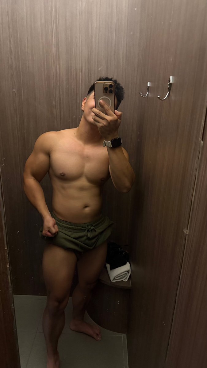 RespectxJeyk's tweet photo. Rawr 🦖 https://t.co/zKWFRqqgZD