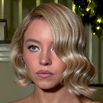 sweeney_lllll's tweet photo. #NewProfilePic https://t.co/lQEFQgcjcM