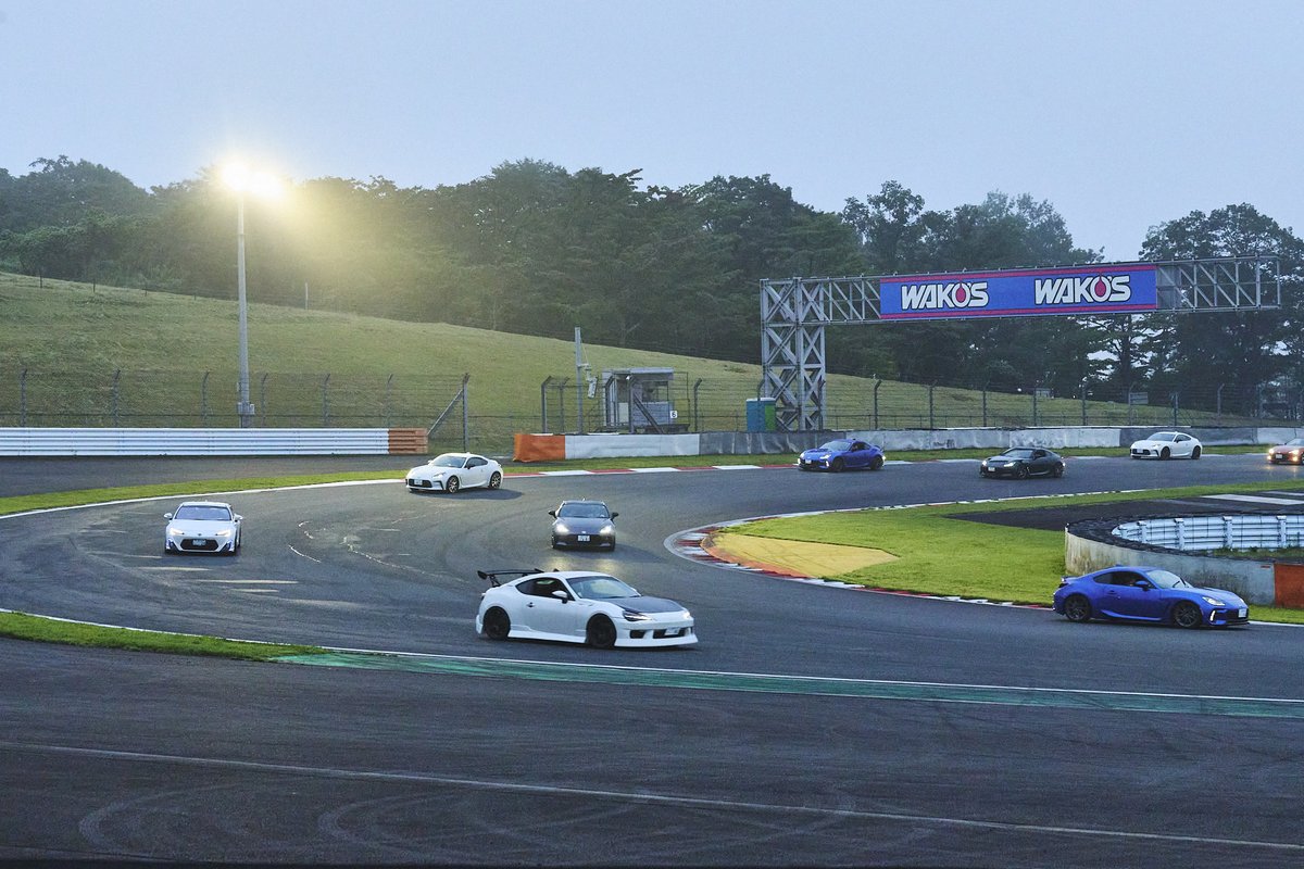 TOYOTA_GR's tweet photo. FUJI 86/BRZ STYLE 2026🚗✨️

#86BRZStyle2026 が無事終了しました🏁
今年も「ハチロク愛」が溢れるオーナーの皆さまと愛車でいっぱいの1日でした。

これからも #ハチロク との愛車ライフを、安全運転で、末永く、お楽しみください🚗😊

#86style https://t.co/dxHjQsimaG