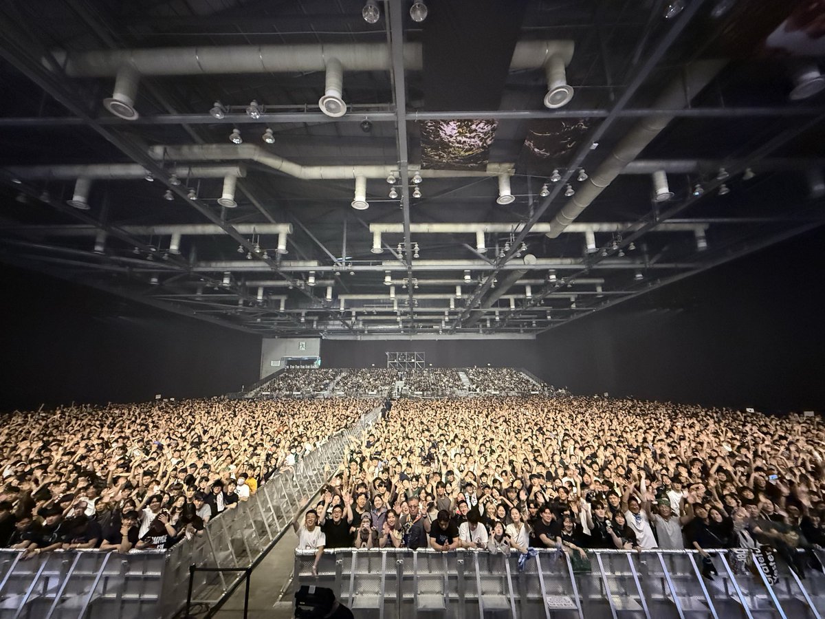 fnc_backnumber's tweet photo. 『Grateful Yesterdays Tour 2026』
【ソウル】KINTEX Hall 9 DAY1！

初ソウル公演！
一緒に楽しみましょう！

よろしくですー！ https://t.co/qIpWp3rb2S