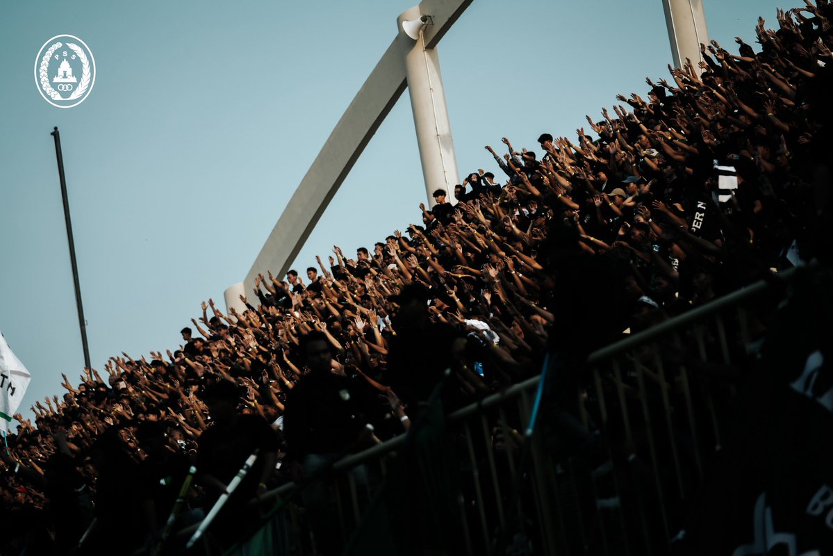 PSSleman's tweet photo. Terima kasih kepada @BCSxPSS_1976 , @S1H_Slemania dan seluruh elemen suporter PSS Sleman atas dukungan luar biasa yang diberikan selama 90+ menit.🗣️
Mohon maaf belum bisa memberikan poin di laga kandang sore ini.🙏
#PSS #COSE #PSSday #PSSvsMDR https://t.co/Yw7hxLDzPk