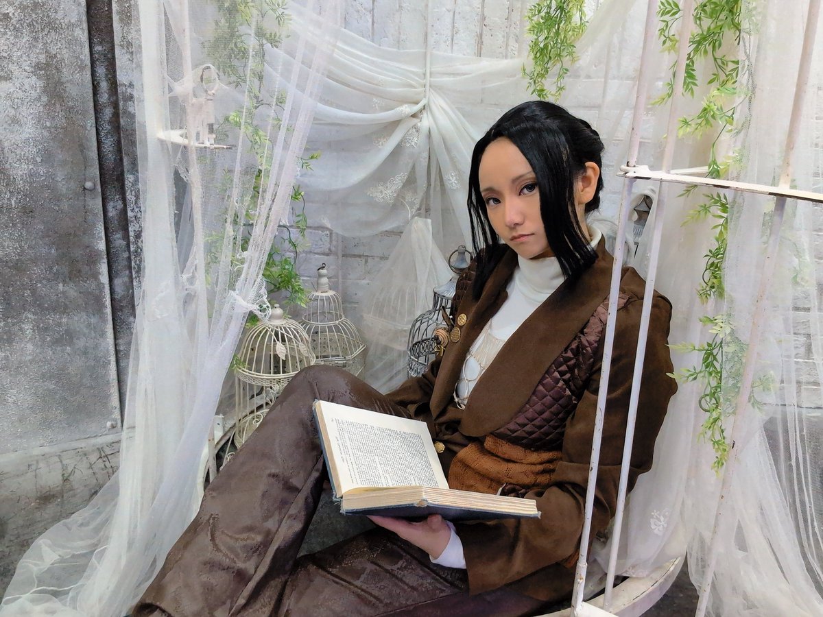 theacy_cos's tweet photo. 🐍、お誕生日おめでとう!!!

ということで、本日は初出しボンボニ🐍でございました。
落ち葉の積もった道を歩くのが好きな、そんなあなたの感性が大好きです🫶

⚠cosplay　twst🐍
#コセット池袋オフ会 https://t.co/FTGMjaxMGK