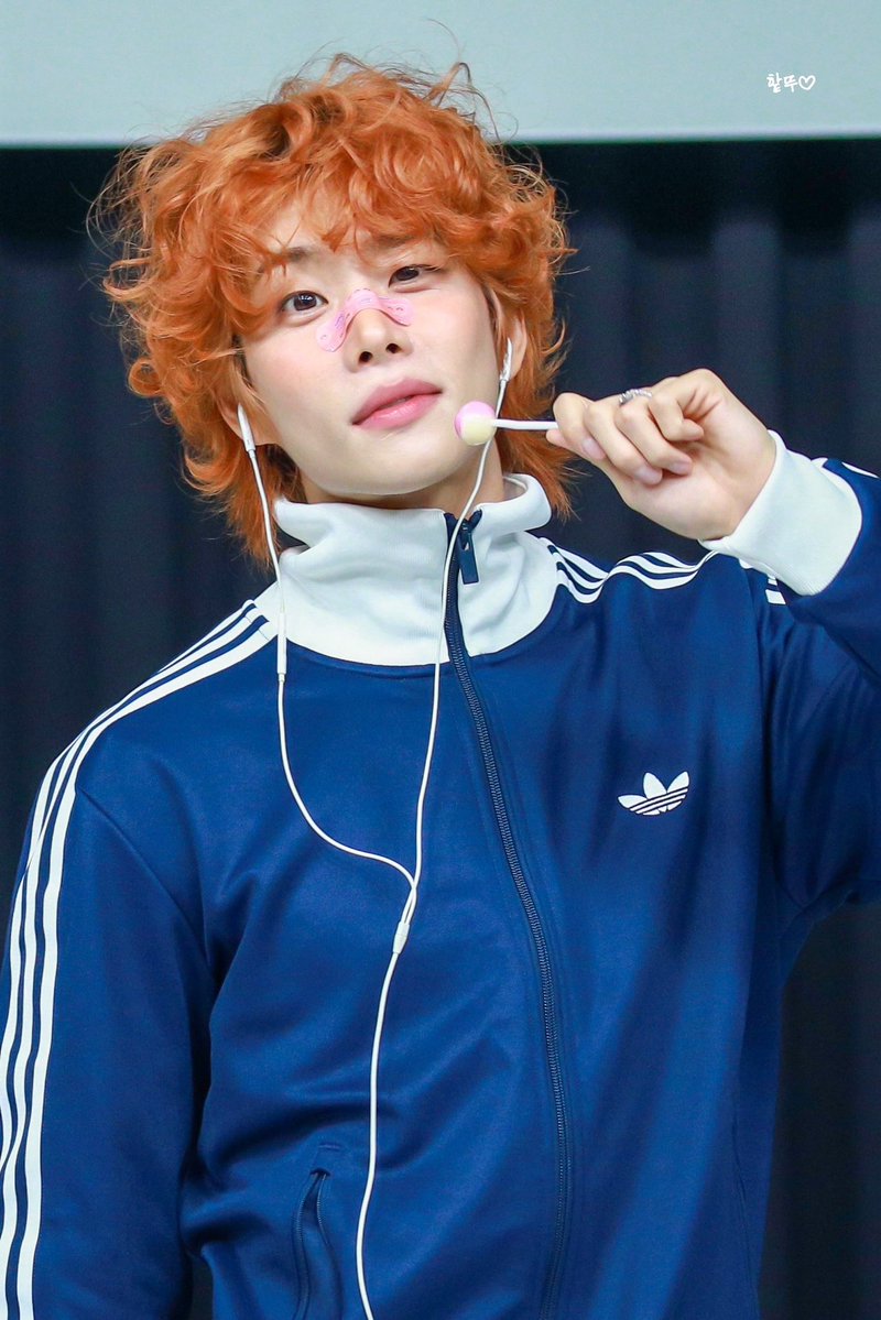 MJ__heart's tweet photo. 260912 애플뮤직

날티명준인데 왜케 귀여워영😆

#엠제이 #MJ #김명준 #아스트로 #ASTRO https://t.co/K5ssLozAnB