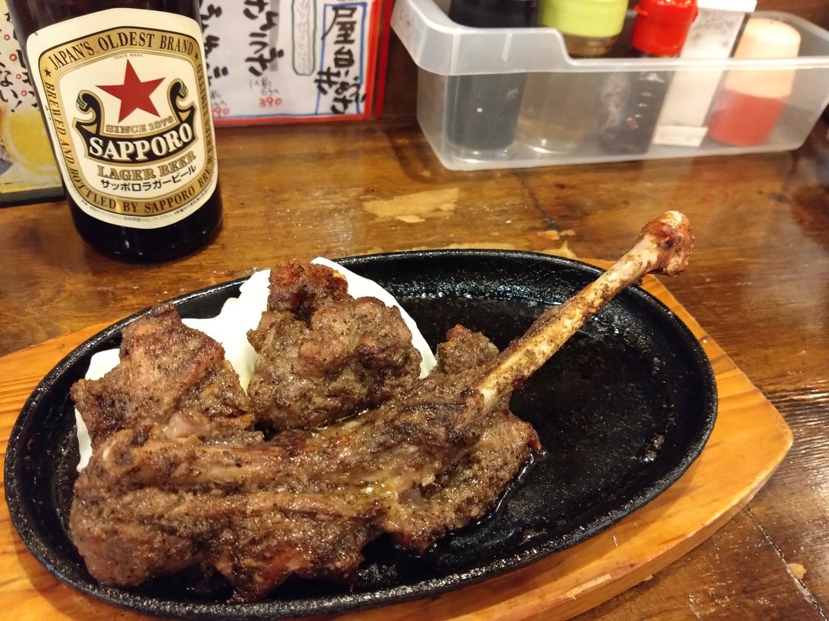 sennkuu99's tweet photo. サウナ飯はしょうゆ豆と骨付きおや鳥！
おや鳥はタンドリーチキンだ！ https://t.co/LawKYSaUsa