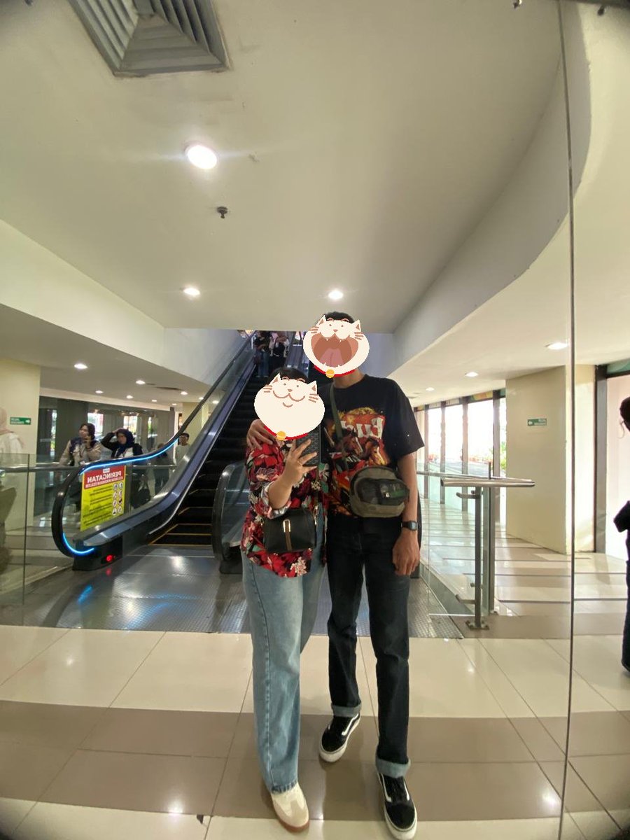Cosmartstuff's tweet photo. Luangkan waktu bersama 😁

#Selamat malam minggu https://t.co/PiGZq5OQkg