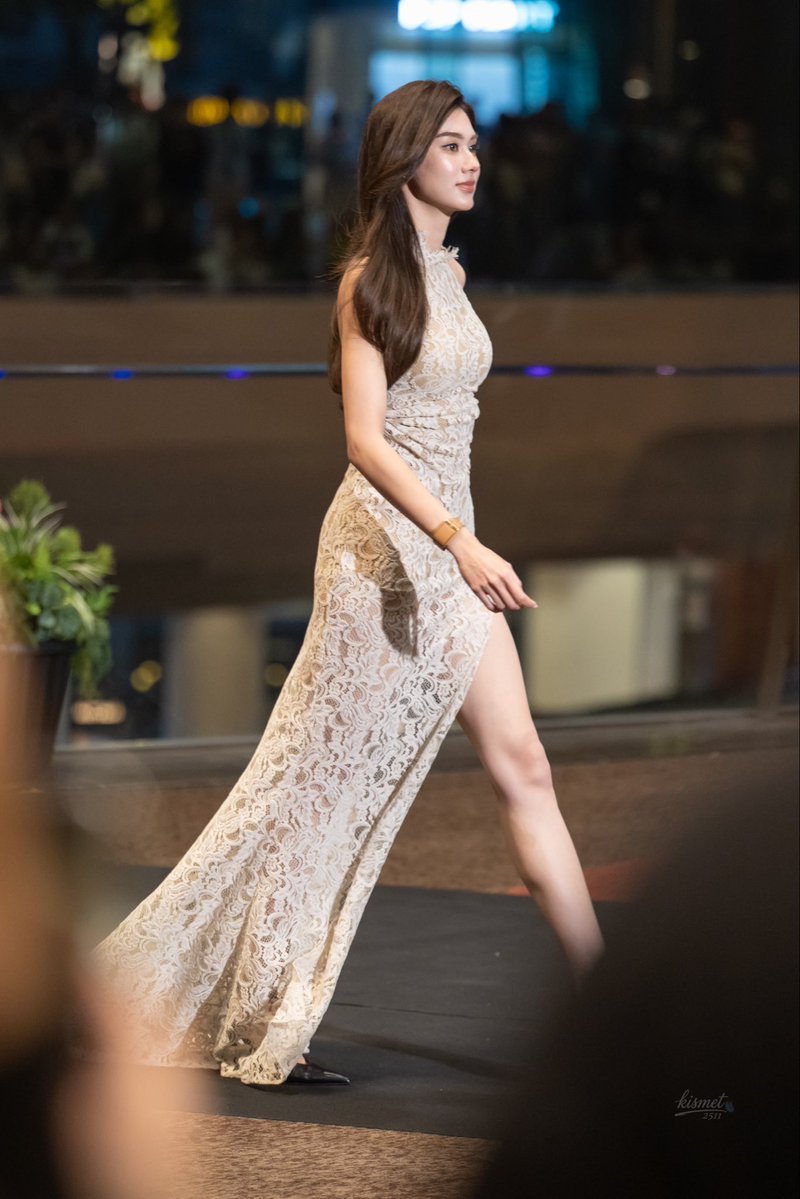 2511kismet's tweet photo. นี่คุณภีม หรือ ลลินา แต่จะใครก็ สวยเว้ยยยยยย 🤍🦋🫠🫠🫠 

LENA X MCHOICE AWARDS 

#MchoiceMintAwards26xLena #MintAwards2026
#lalinalena
#ลีน่าลลินา https://t.co/Ea1VgB2oSi