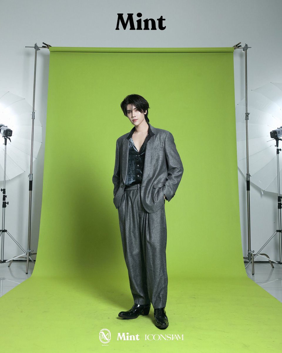 justmpx's tweet photo. 2024 — CELINE WINTER 2024
2025 — CELINE WINTER 2025
2026 — GIORGIO ARMANI WINTER 2025-2026

ลุคเปลี่ยนจริงๆ เหมือนมีเวทมนตร์เลย
คุณดังเก่งมาก 🖤⭐️😭 https://t.co/6DCDLLkWUi