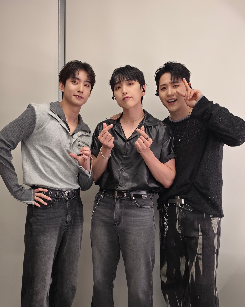 _B1A4OFFICIAL's tweet photo. B1A4 15TH ANNIVERSARY FAN-CON [D-DAY] in JAPAN
TOKYO Day-1 

 @ THEATER MILANO-Za

#B1A4 #シヌゥ #サンドゥル #ゴンチャン #TOKYO https://t.co/EomVdRgF6w