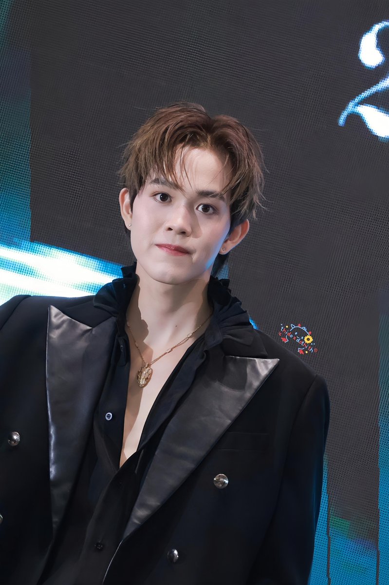 thidoxdothi_th's tweet photo. คิดแคปชั่นไม่ออก นอกจากคำว่า "หล่อ" 🫠

THI-O THE RUNWAY DEBUT

#MintAwards2026xTHIO 
#MintAwards2026
#THIOTHAMM #THIO #ไทโอ https://t.co/I0T84RmjJK