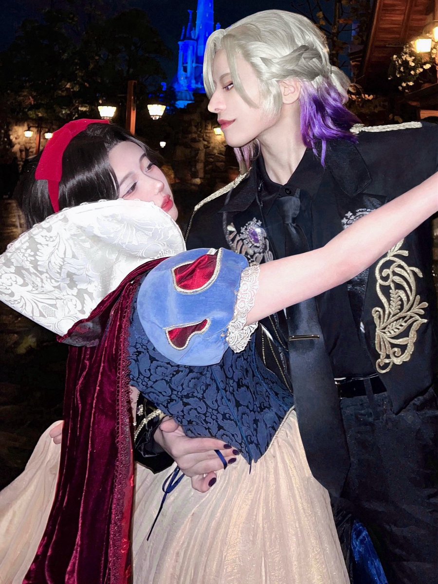 hoshi__mr's tweet photo. さぁ踊りましょう、お姫様。#Dハロツイステ仮装 https://t.co/7ASH5Zckor