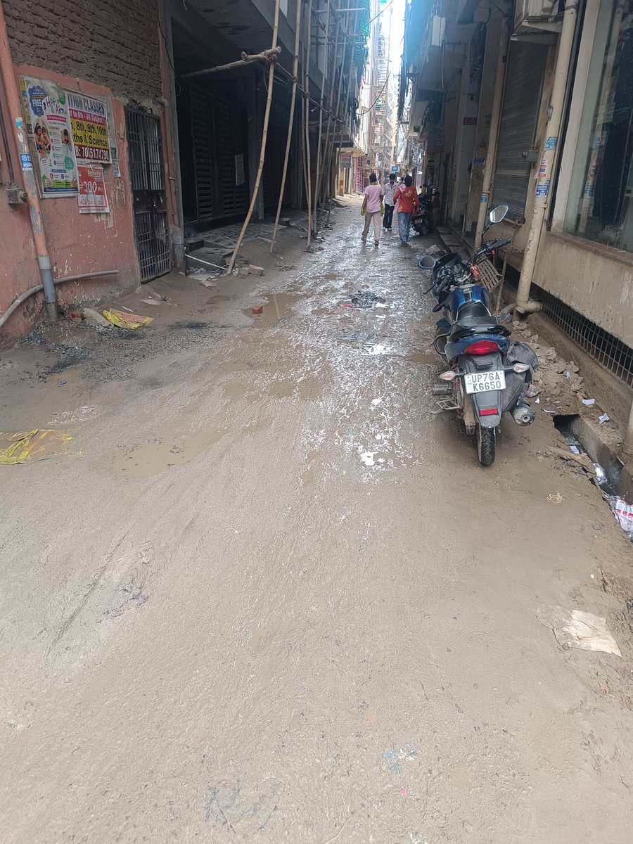 worldanu's tweet photo. @noida_authority @PankajSinghBJP @noida_authority @PankajSinghBJP Need your urgent action on the condition of road and water logging during this dengue season in Sarfabad gali no-3 sec 73 Noida. Already many people are in hospital because of this https://t.co/Lw0dBkJnk4