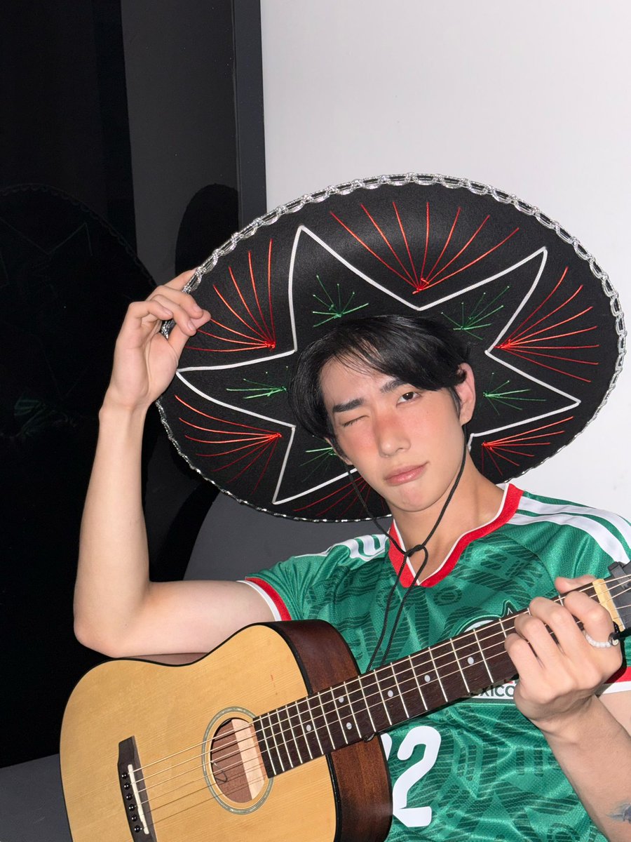 onepact_'s tweet photo. [💙_ #종우]

¡México, está cañón!

#ONEPACT #원팩트 
#JONGWOO #종우 https://t.co/M0nNFwawn1