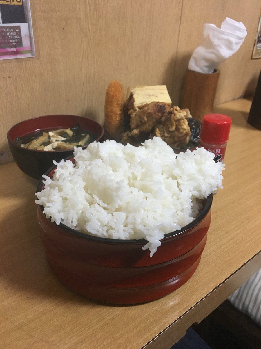 AFROMANIA2's tweet photo. そういえば閉店した秋葉原のあだちで一時期よく食事したな https://t.co/Qzy1hakS0f