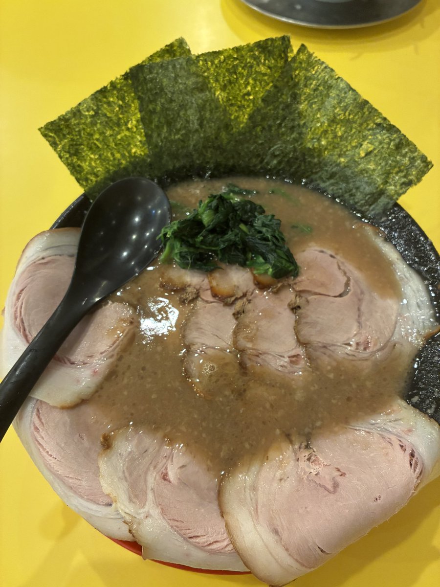 jkotterij's tweet photo. 社長不在の

バチバチ濃���家系ラーメン🍜🦍 https://t.co/f8f11liAWO