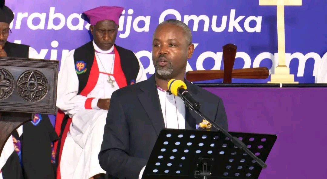 deltatvtukole's tweet photo. Pulezidenti w'eggwanga Uganda mu bubaka bwe bw'atisse Rt. Hon. Thomas Tayebwa asabye abantu mu Bukama bwa Tooro okugoberera amateeka n'obulombolombo ku nsonga z'okufuna Omukama omuggya era asuubiza nti yenna anaalondebwa, Gavumenti netegefu okukolagana naye.

#DeltatvTukole https://t.co/yus8ODT6WF