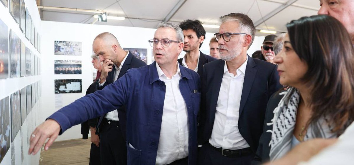 faureolivier's tweet photo. Inauguration du stand de l’ambassade de Palestine à la Fête de l'Huma.

Merci à mon amie @HalaAbouHassira, ambassadrice de l’État de Palestine en France pour son accueil. Invité sur le stand de la Palestine, j'ai reparlé de ma proposition de loi visant à interdire tout commerce avec les colonies israéliennes en Cisjordanie ( pas seulement les produits, aussi les services et investissements). Issue d’un travail de fond avec les associations et ONG, co-signée par @SabrinaSebaihi , Richard Ramos et une centaine de députés de presque tous les groupes, il faut maintenant la voter vite ! 
Au moment où le gouvernement français se résout enfin à une initiative européenne pour interdire l'importation des produits issus des colonies israéliennes en Cisjordanie, il est temps des passer des mots à l’action !
