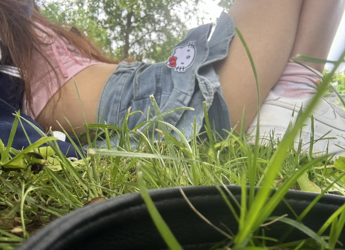 privetedslut's tweet photo. can you tell i like skirts :P https://t.co/K4OX1X9NPp