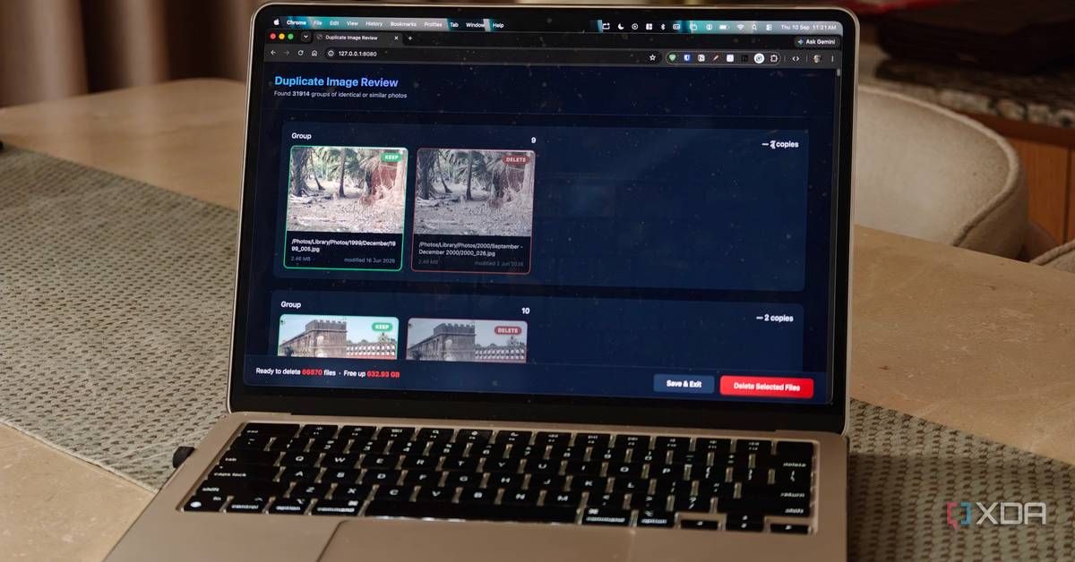 I stopped manually hunting for duplicate photos after finding this Synology tool