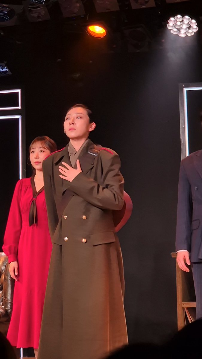 helenwaren's tweet photo. 얼굴이 얼굴 https://t.co/pCHCpF6vOE