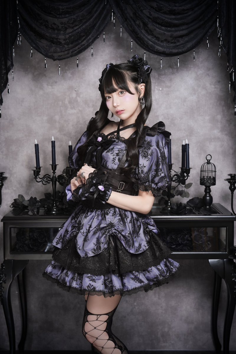 nightmareholic_'s tweet photo. † 𝐍𝐢𝐠𝐡𝐭𝐦𝐚𝐫𝐞 𝐇𝐨𝐥𝐢𝐜 †  衣装公開🦇

┈┈┈┈ ♱ ︎┈┈┈┈
✦ 𝐏𝐮𝐫𝐩𝐥𝐞 × 𝐁𝐥𝐚𝐜𝐤 𝐀衣装✦
𝐌𝐨𝐝𝐞𝐥：柩 ねむり (@angelscream_666 )
┈┈┈┈ ♱ ︎┈┈┈┈

♰ オープニングキャスト大募集 ♰
https://t.co/WBPj5rEQgn

#メアホリ #新宿コンカフェ #歌舞伎町コンカフェ https://t.co/LXMFcQ0AN9