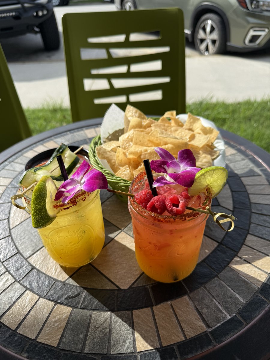 ciscosalsaco's tweet photo. Saturday night plans? Join us at Cisco’s for Late Night Happy Hour from 8–10 PM with the same Happy Hour specials you know and love. Grab a drink, settle in, and make a night of it. 🍹🌙 https://t.co/FtVk0lbYIw