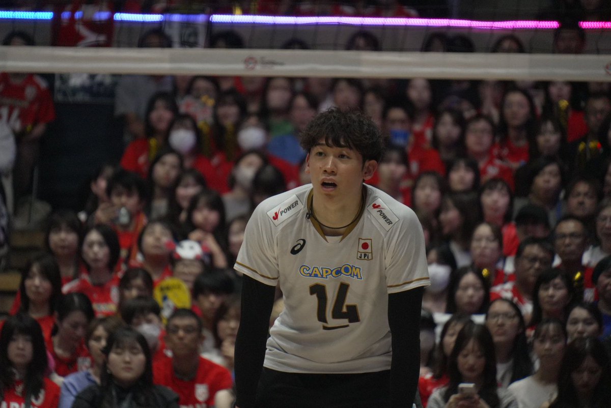 VERITA_SPORTS's tweet photo. 本日の最多得点はキャプテン・石川祐希選手！！ 

両チーム最多となる【15得点】を叩き出す大活躍！✨ 圧巻のスパイクと勝負どころでの集中力で、チームを快勝＆決勝進出へと牽引しました💪 https://t.co/QSfir1PyZD
